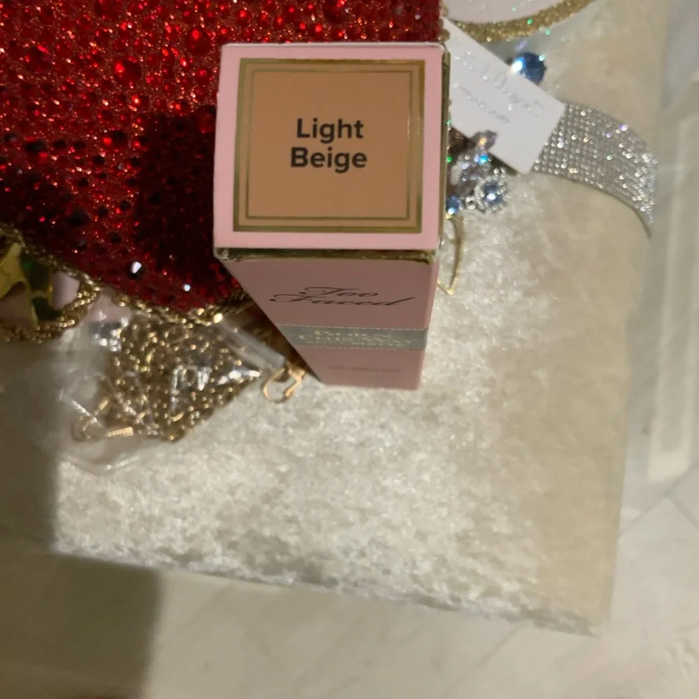 Too Faced Light Beige Foundation in Pink Box